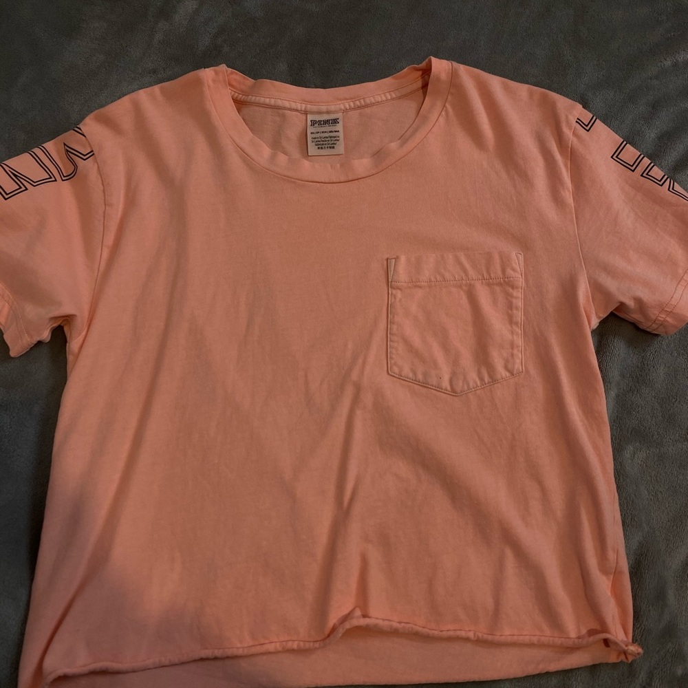 Pink short sleeve